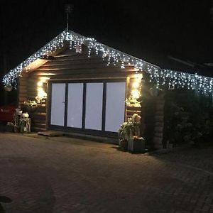 Log Cabin